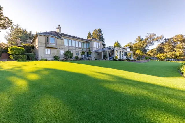 $9,800,000 | 2930 Privet Drive, Hillsborough, CA 94010