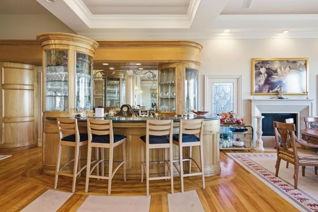 $9,800,000 | 2930 Privet Drive, Hillsborough, CA 94010