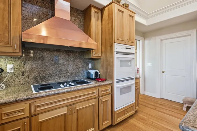 $9,800,000 | 2930 Privet Drive, Hillsborough, CA 94010