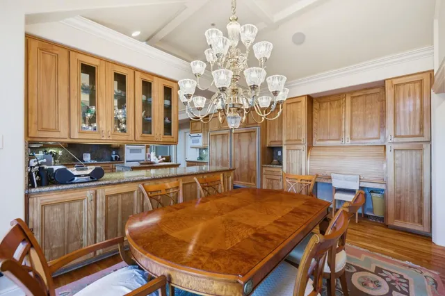 $9,800,000 | 2930 Privet Drive, Hillsborough, CA 94010