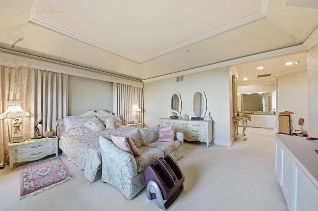 $9,800,000 | 2930 Privet Drive, Hillsborough, CA 94010