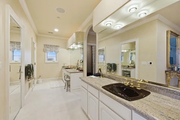 $9,800,000 | 2930 Privet Drive, Hillsborough, CA 94010