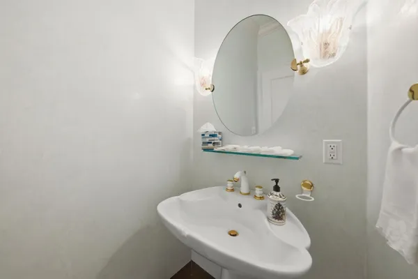 $9,800,000 | 2930 Privet Drive, Hillsborough, CA 94010