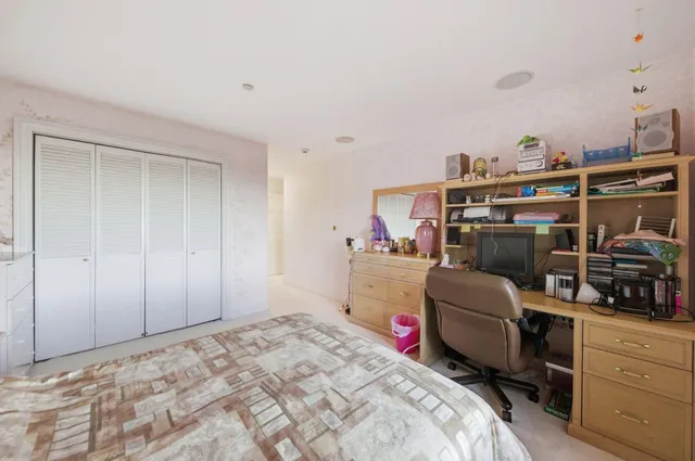 $9,800,000 | 2930 Privet Drive, Hillsborough, CA 94010