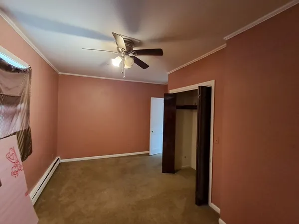 $2,000 | 146 Charlton Street, Unit 1, Southbridge, MA 01550