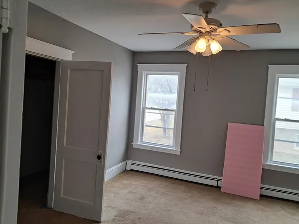 $2,000 | 146 Charlton Street, Unit 1, Southbridge, MA 01550