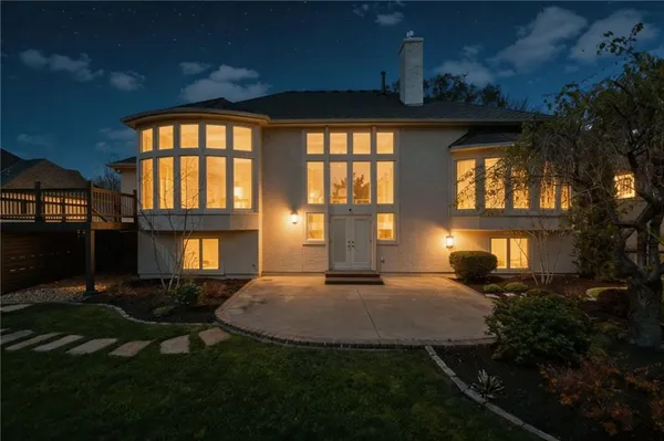 $799,000 | 15617 Pawnee Street, Overland Park, KS 66224
