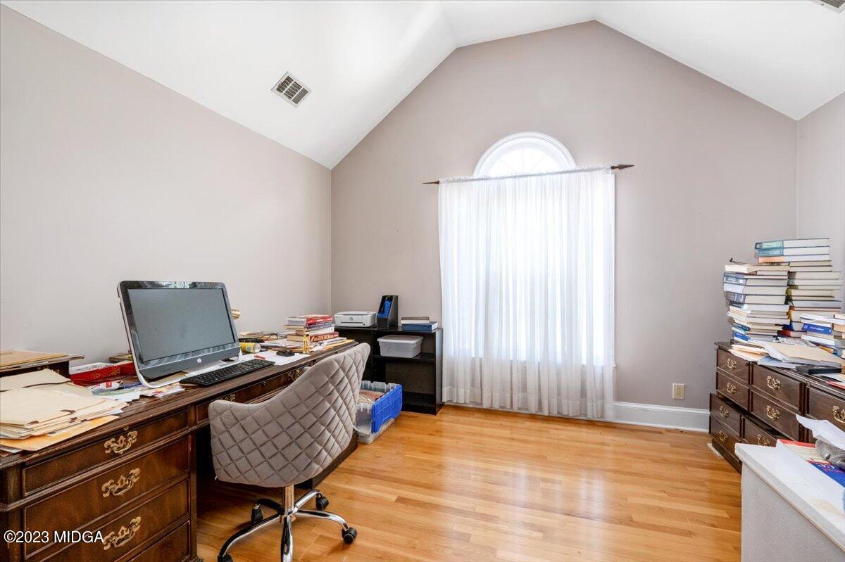 191 Rivoli Landing Macon, GA 31210 - Photo 15 of 45 a workspace with furniture and window
