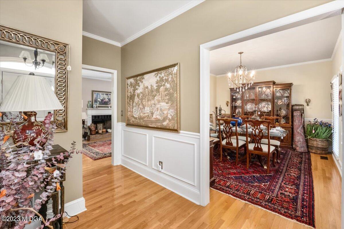 191 Rivoli Landing Macon, GA 31210 - Photo 3 of 45 a living room with furniture and a painting on the wall