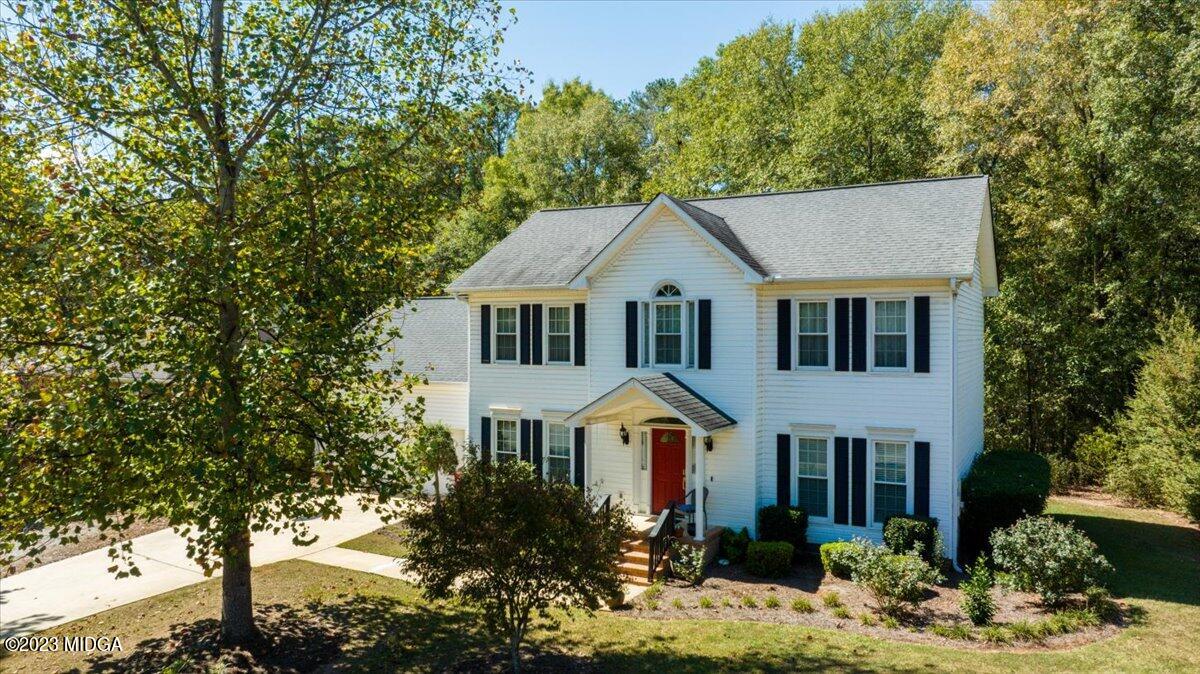 191 Rivoli Landing Macon, GA 31210 - Photo 31 of 45 a front view of a house with a yard