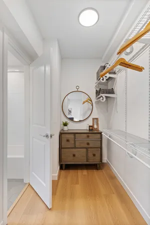 $1,595 | 1650 West Roscoe Street, Unit 606, Chicago, IL 60657