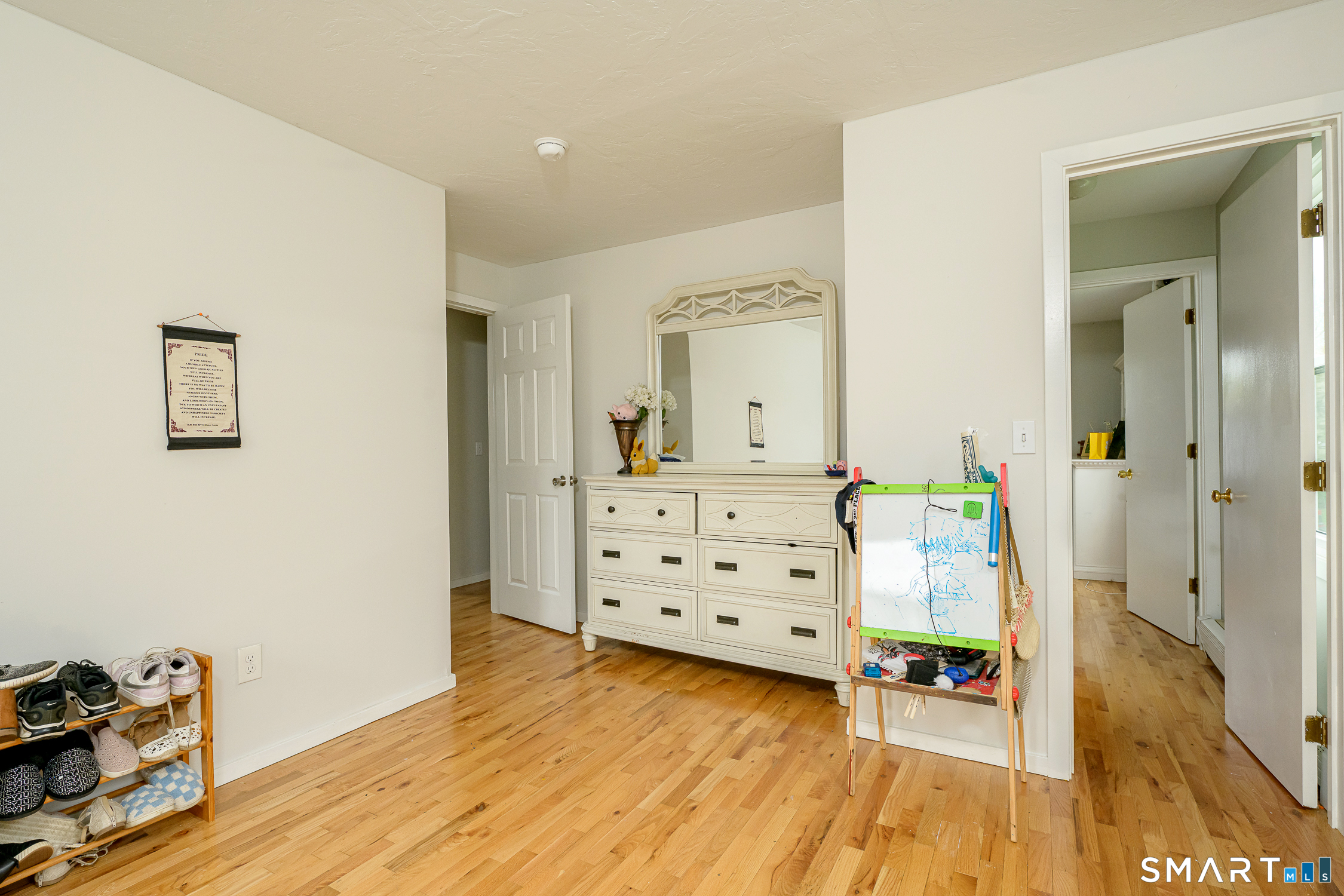 221 Quasset Road Pomfret, CT 06259 - Photo 22 of 40