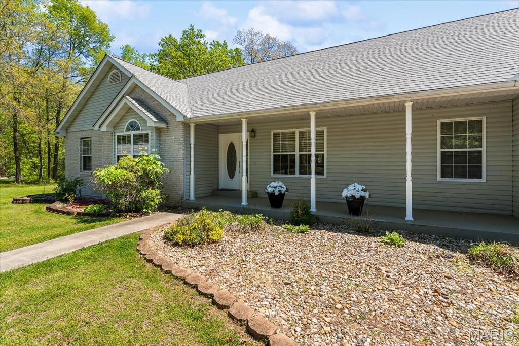 12532 Tree Line Drive Highland, IL 62249 - Photo 9 of 64
