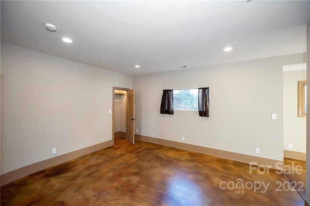 2020 Marquesas Avenue Tega Cay, SC 29708 - Photo 19 of 48 an empty room with window