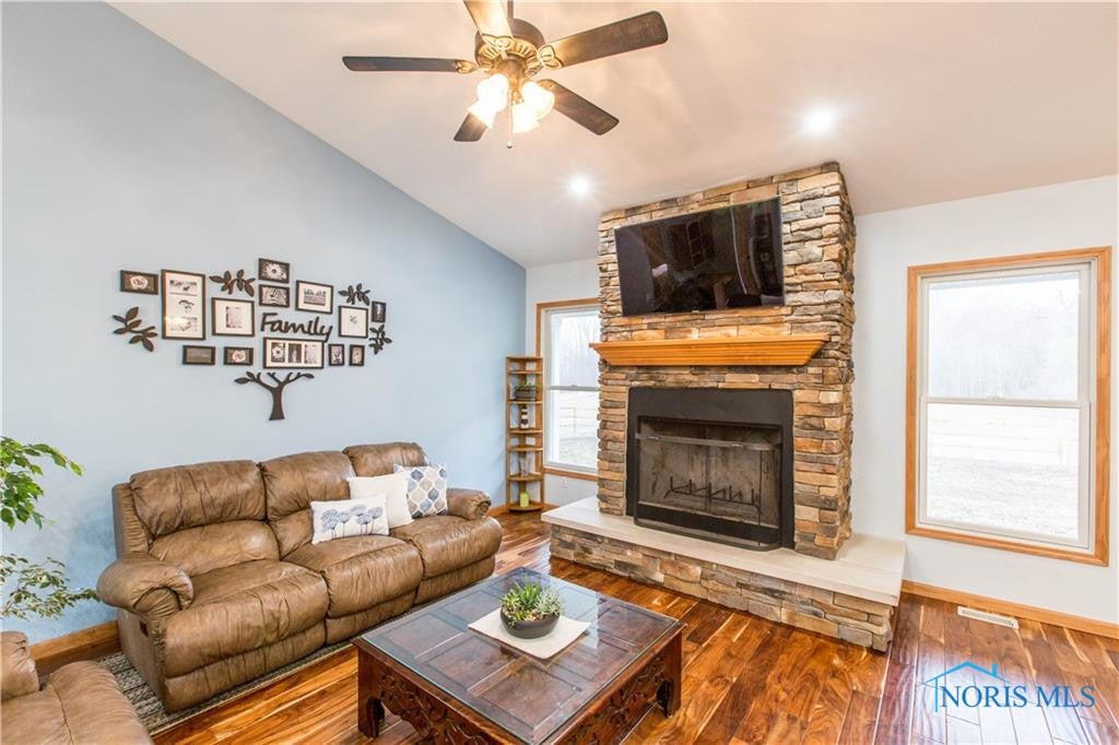 5244 Waterville Swanton Road Swanton, OH 43558 - Photo 8 of 36 Gallery Image 8