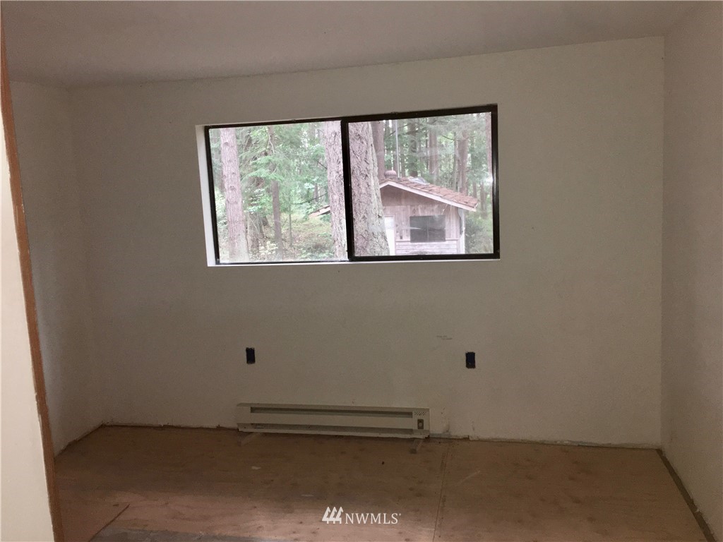 1928 Lancaster Road Freeland, WA 98249 - Photo 13 of 23