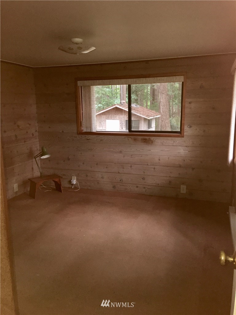 1928 Lancaster Road Freeland, WA 98249 - Photo 14 of 23