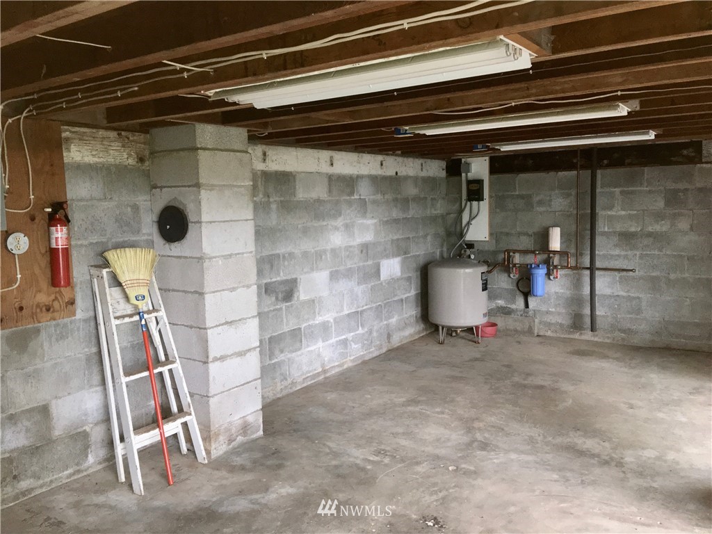 1928 Lancaster Road Freeland, WA 98249 - Photo 15 of 23