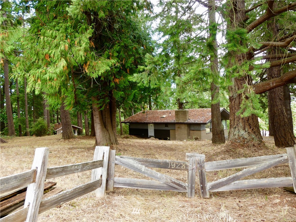 1928 Lancaster Road Freeland, WA 98249 - Photo 22 of 23