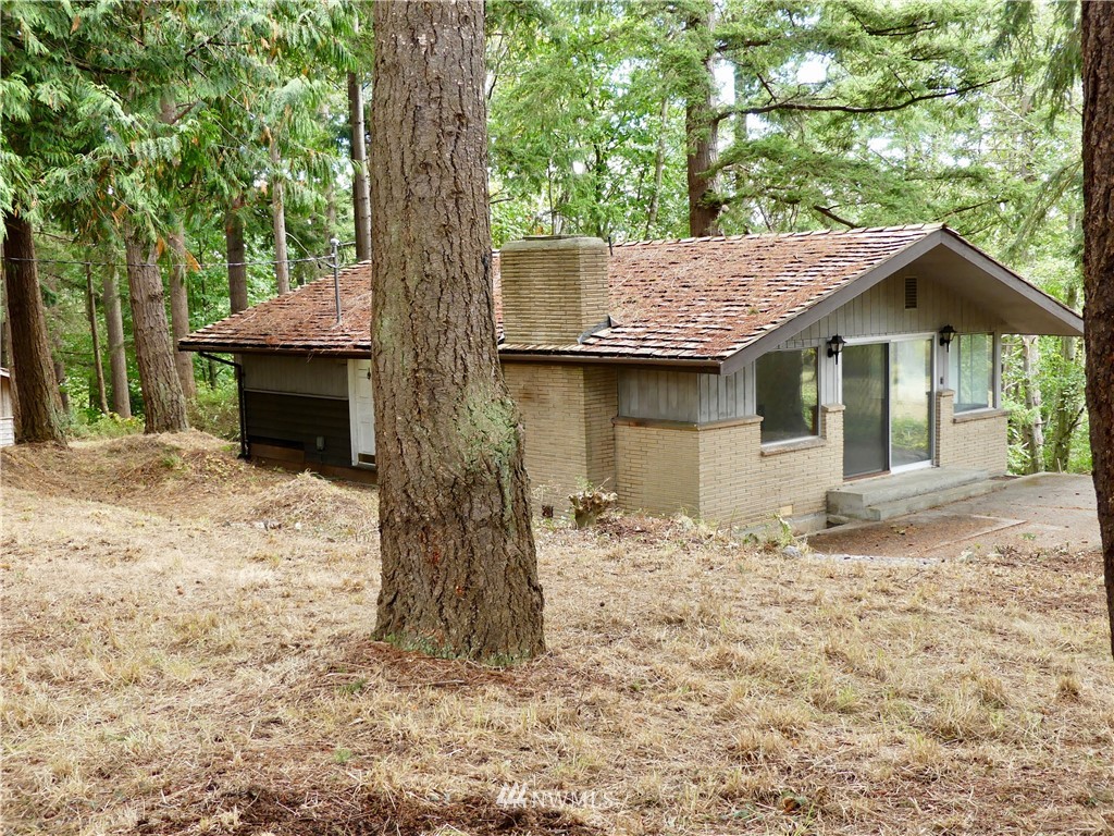1928 Lancaster Road Freeland, WA 98249 - Photo 4 of 23