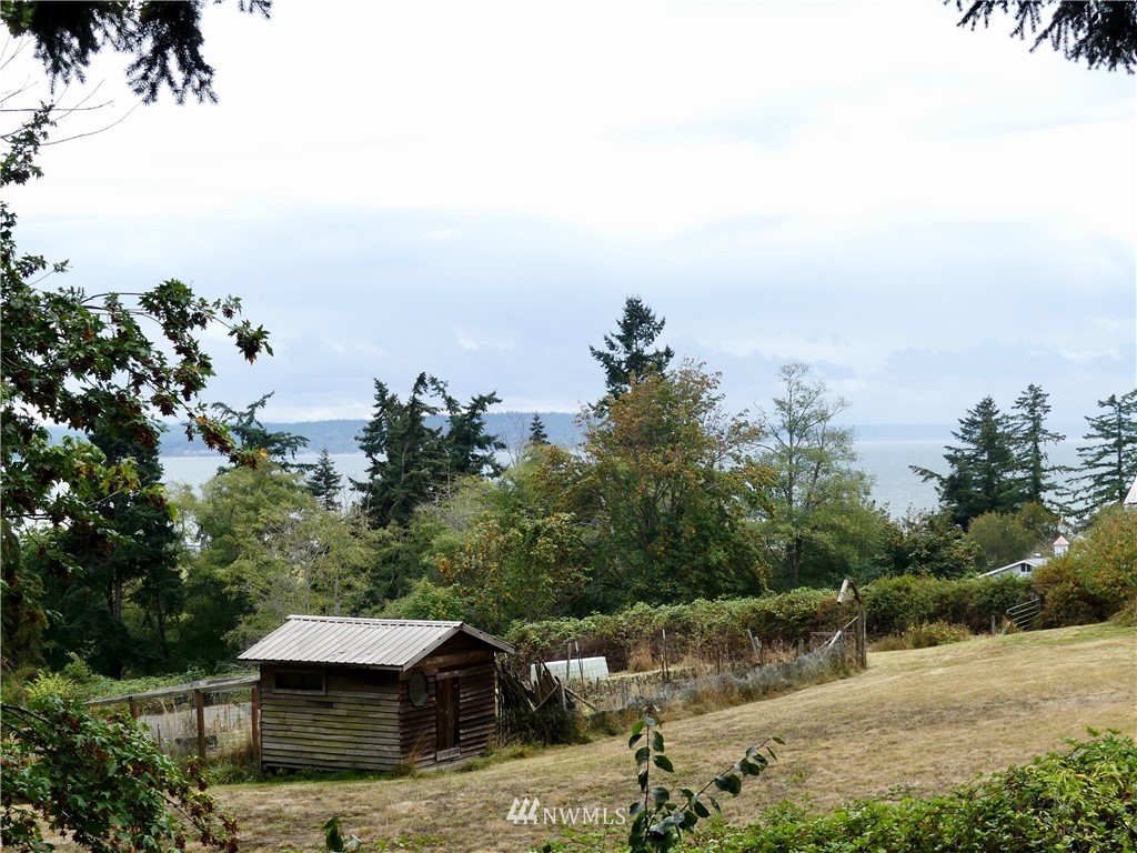 1928 Lancaster Road Freeland, WA 98249 - Photo 6 of 23