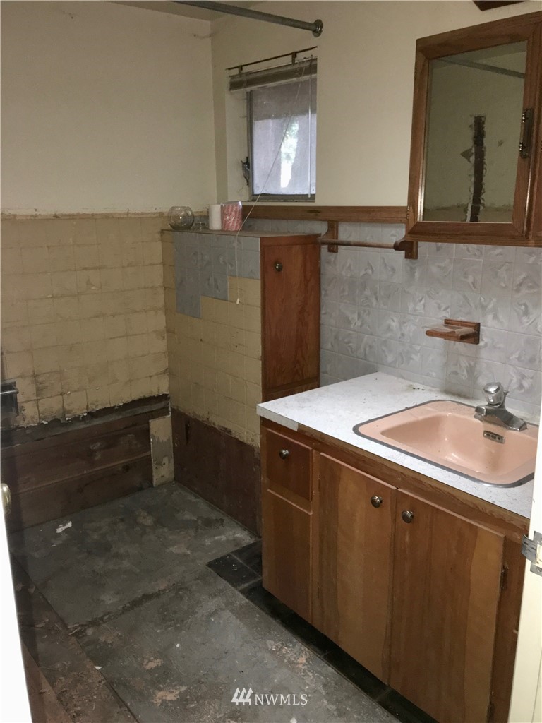 1928 Lancaster Road Freeland, WA 98249 - Photo 10 of 23