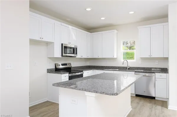 $1,695 | 711 Fairview Street, Unit B, High Point, NC 27260