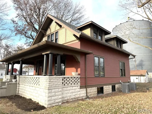 $260,000 | 55 West 1st Street, Addieville, IL 62214