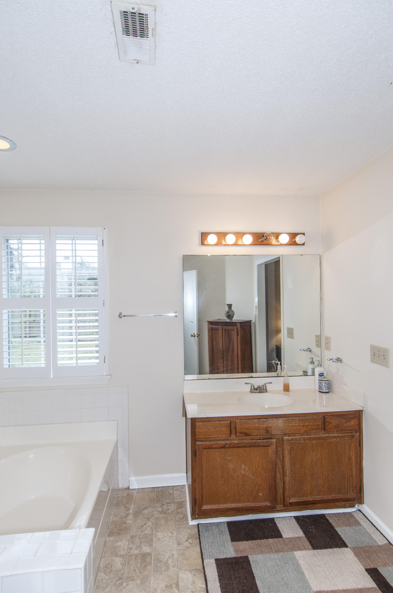 105 Windsor Mill Road Goose Creek, SC 29445 - Photo 17 of 27 _DSC4513