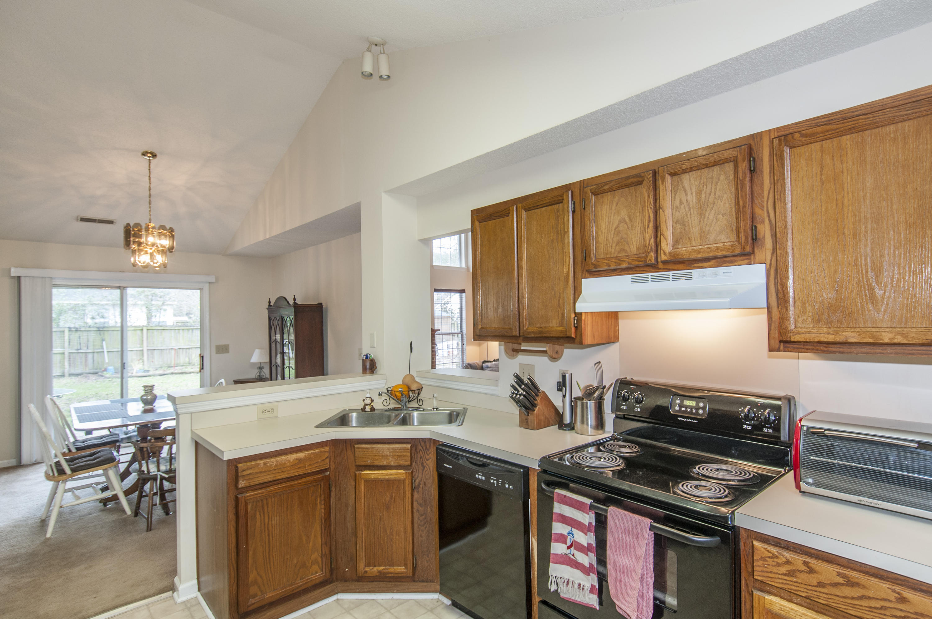 105 Windsor Mill Road Goose Creek, SC 29445 - Photo 9 of 27 _DSC4526