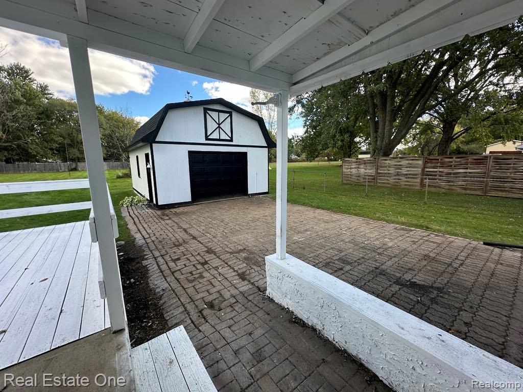5481 Belsay Road Grand Blanc, MI 48439 - Photo 26 of 32 Gallery Image 26