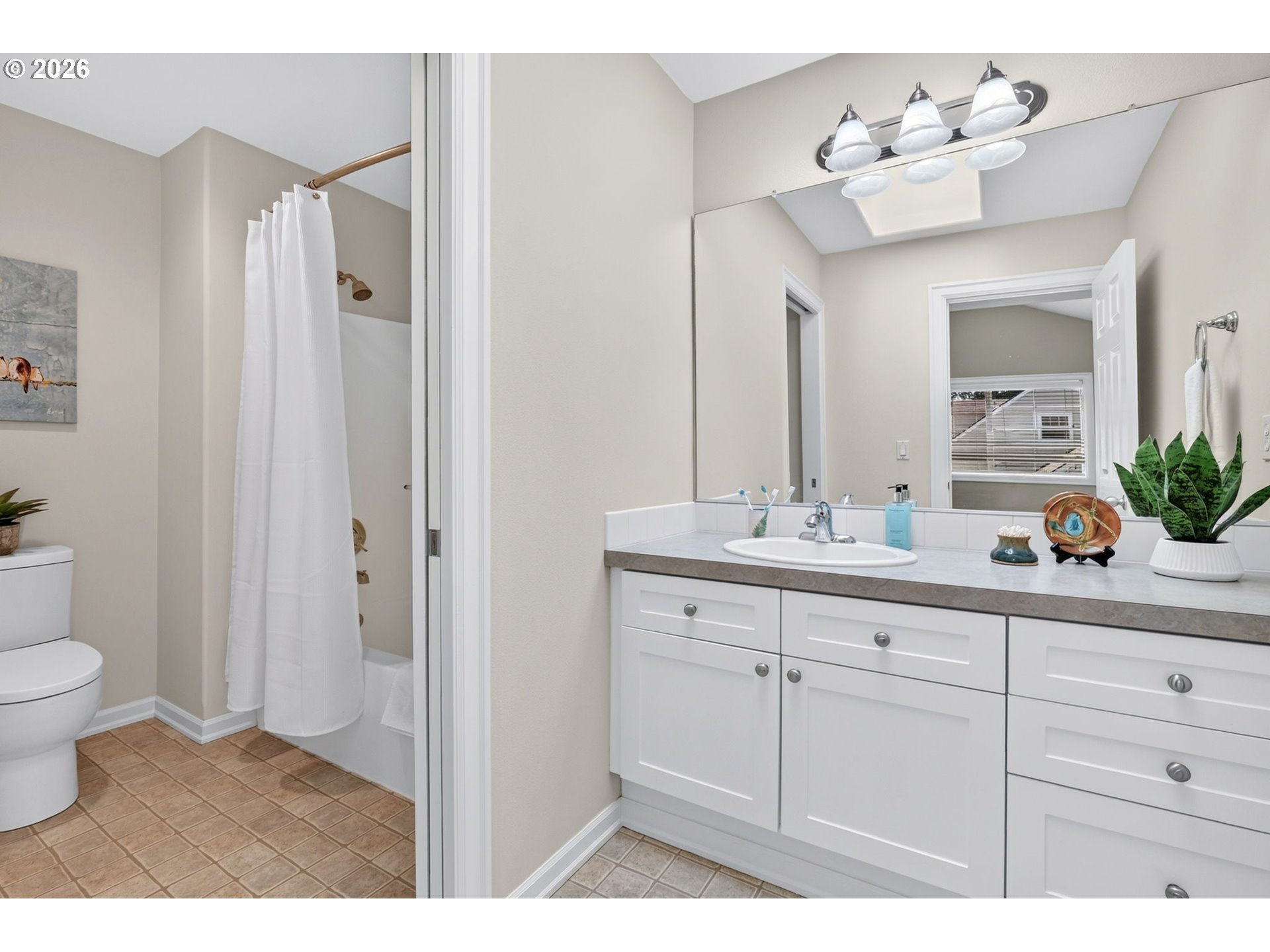 2926 Southwest Texas Street Portland, OR 97219 - Photo 24 of 44