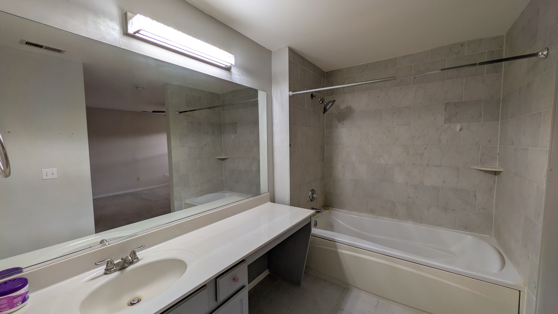 205 Key Largo Drive, Unit 205 Romeoville, IL 60446 - Photo 12 of 19