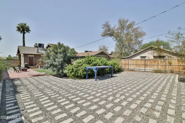 $2,520 | 1238 East McKinley Street, Phoenix, AZ 85006