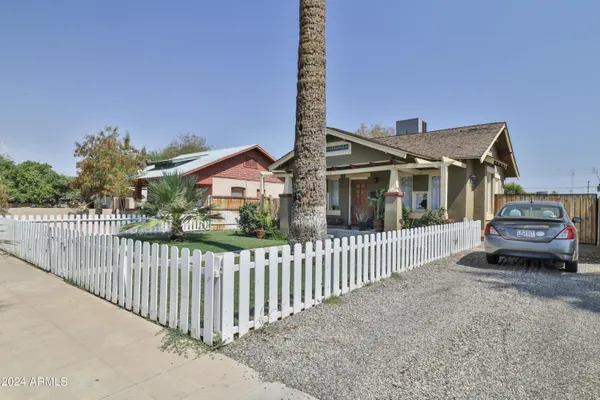 $2,520 | 1238 East McKinley Street, Phoenix, AZ 85006