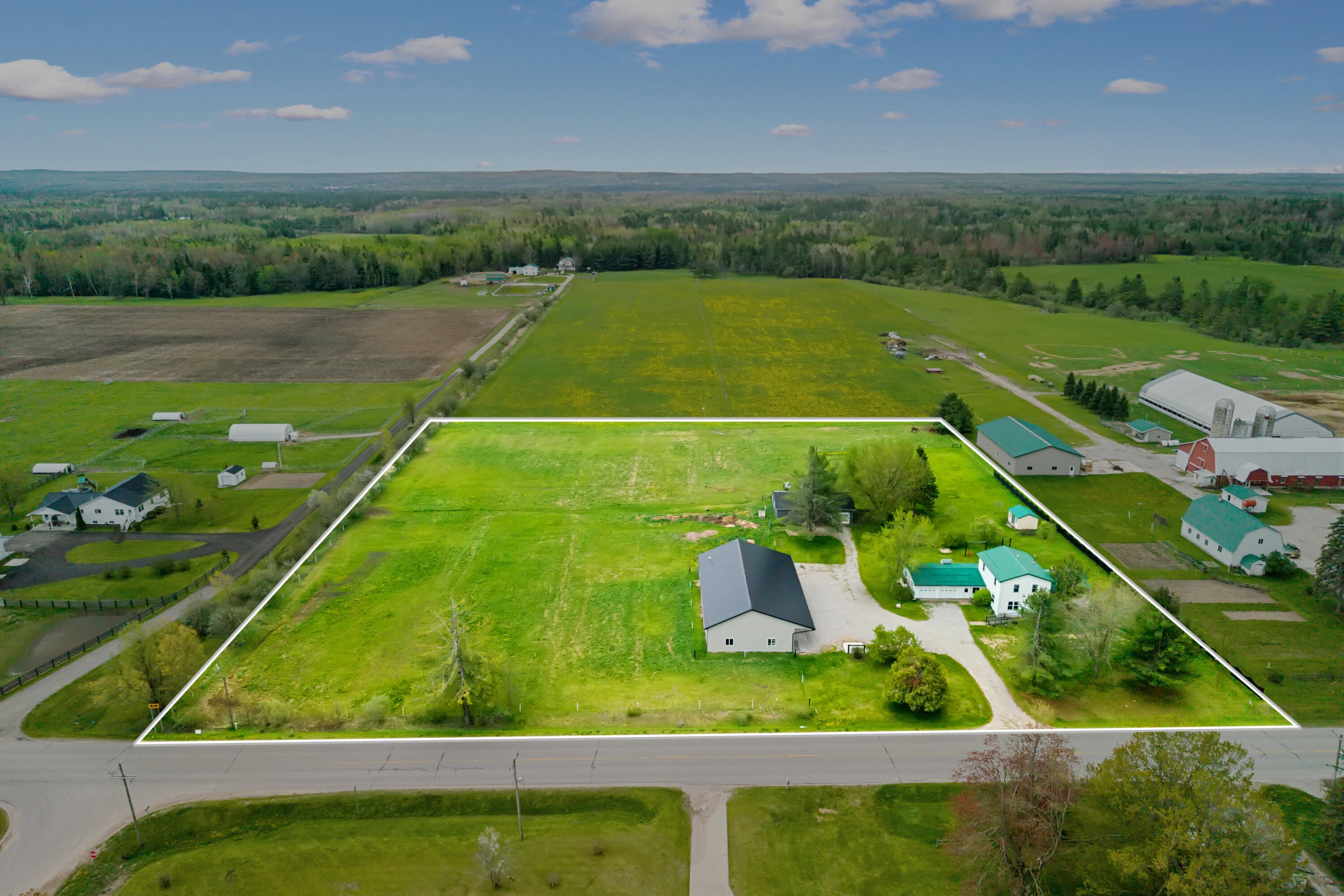 543 West Kittle Road Mio, MI 48647 - Photo 5 of 52 14