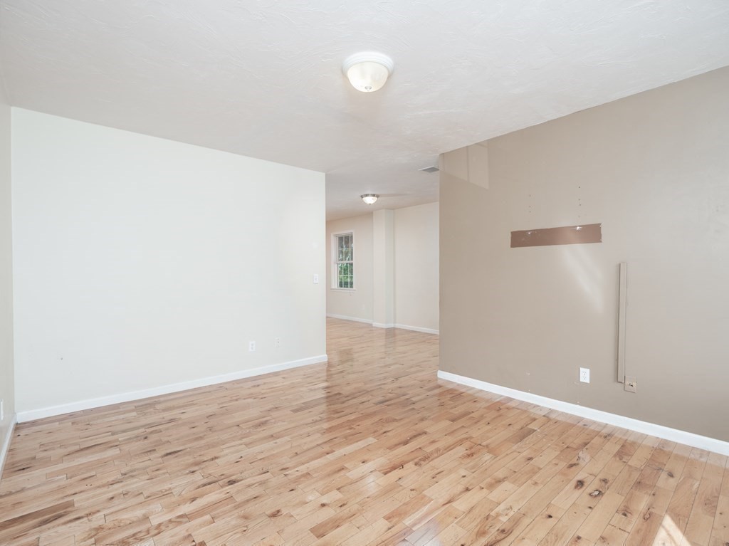 47 D North Street, Unit 1 Worcester, MA 01605 - Photo 12 of 40