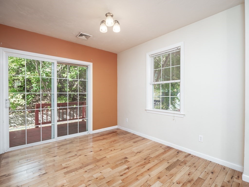 47 D North Street, Unit 1 Worcester, MA 01605 - Photo 17 of 40