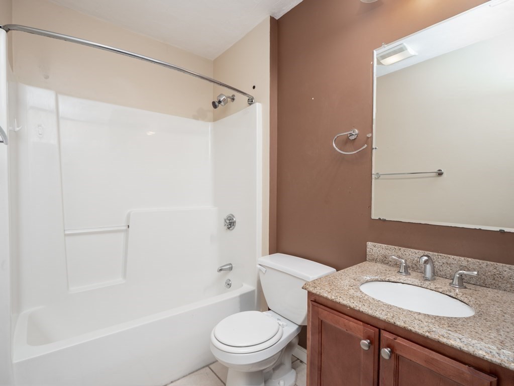 47 D North Street, Unit 1 Worcester, MA 01605 - Photo 21 of 40