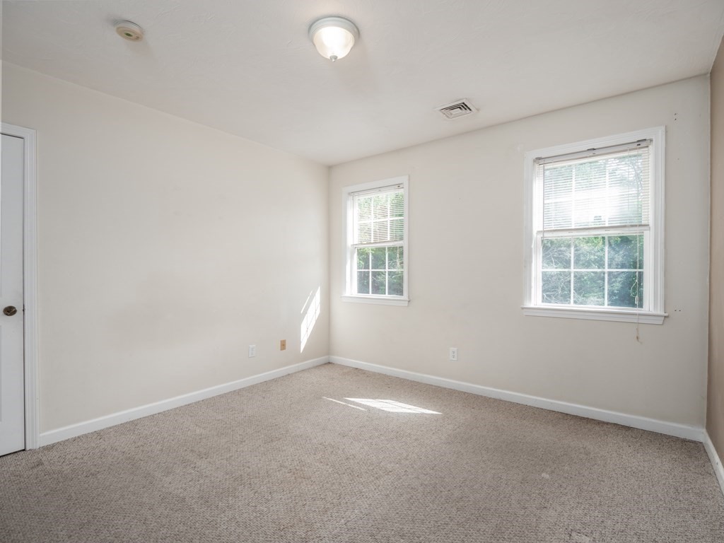 47 D North Street, Unit 1 Worcester, MA 01605 - Photo 31 of 40