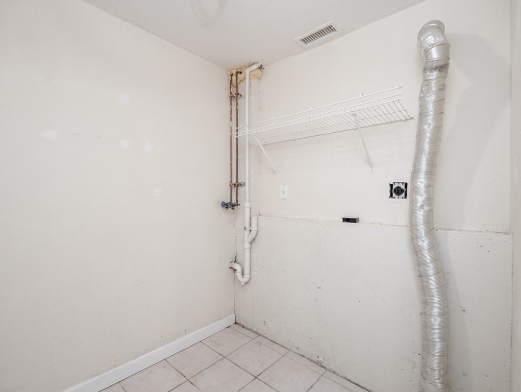47 D North Street, Unit 1 Worcester, MA 01605 - Photo 33 of 40