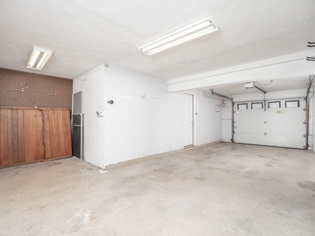 47 D North Street, Unit 1 Worcester, MA 01605 - Photo 34 of 40