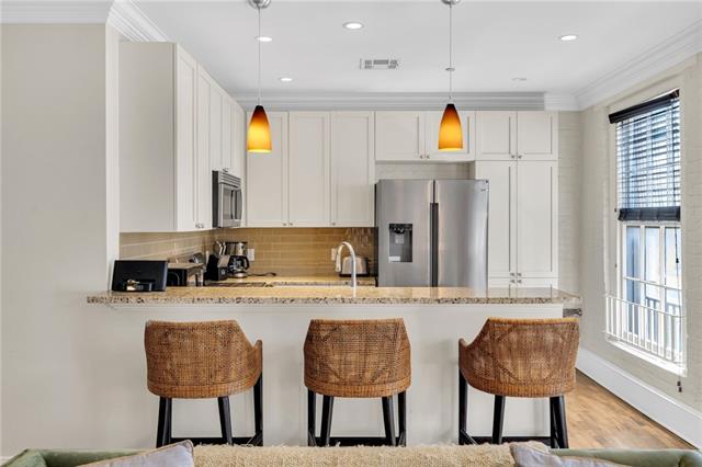 220 Decatur Street, Unit 304 New Orleans, LA 70130 - Photo 9 of 27