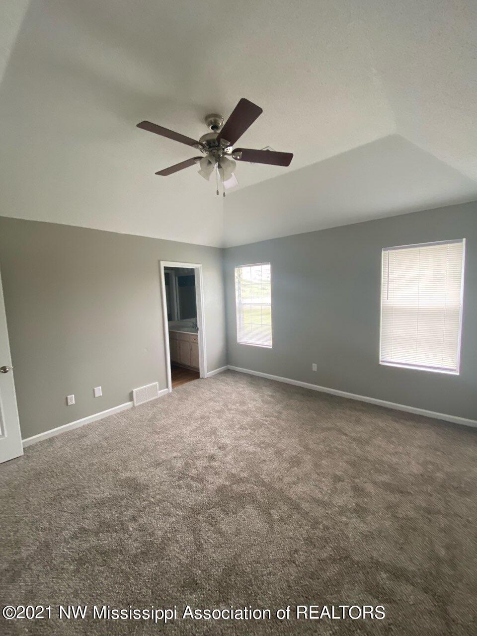 406 Woodview Road Byhalia, MS 38611 - Photo 16 of 19 IMG_1012