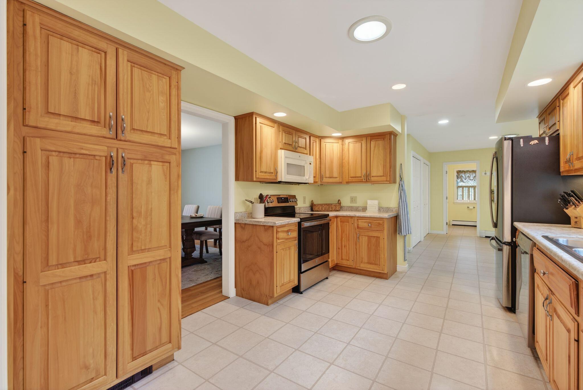 12 Jewell Street Brunswick, ME 04011 - Photo 41 of 86 42_DSC03380