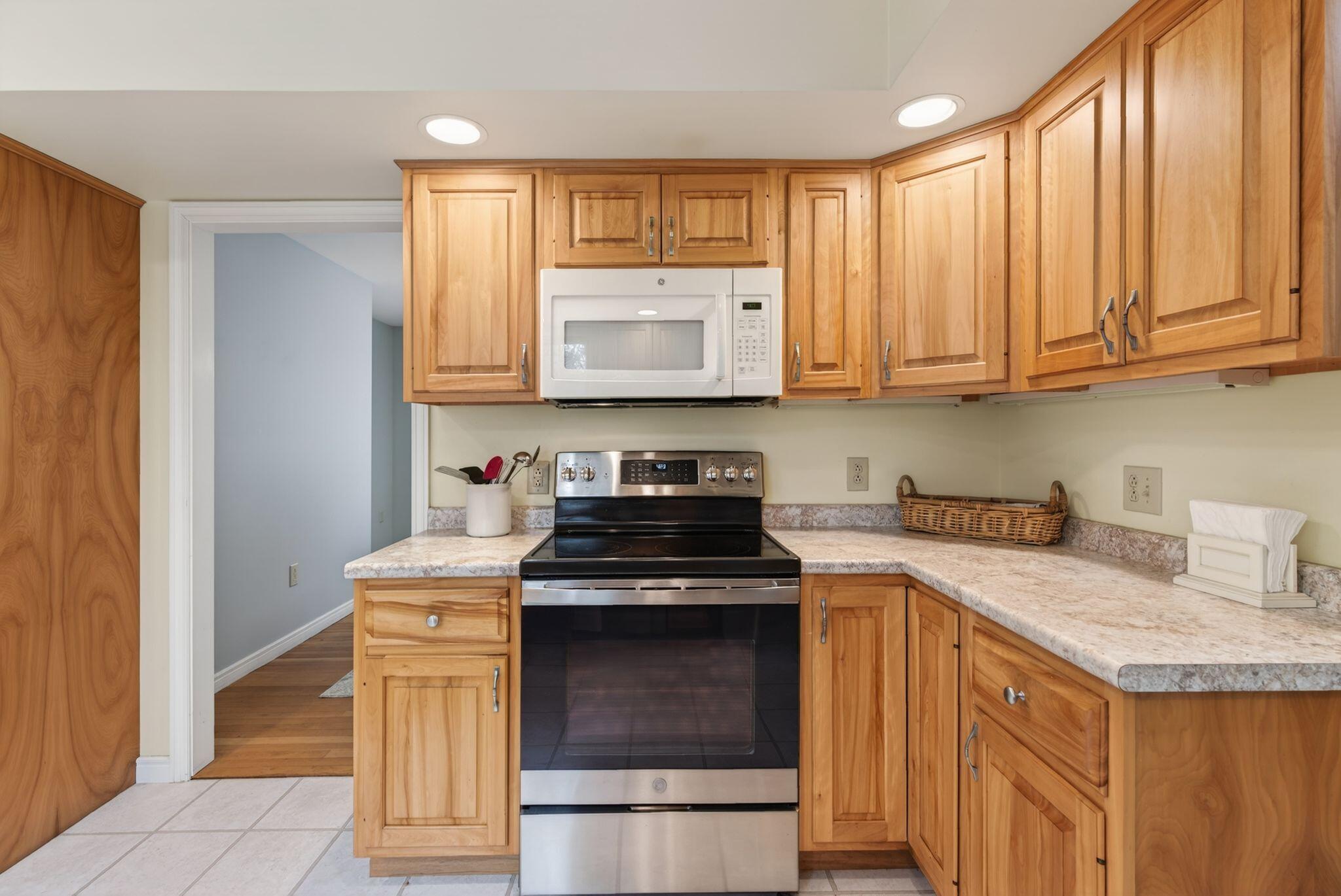 12 Jewell Street Brunswick, ME 04011 - Photo 44 of 86 45_DSC03395