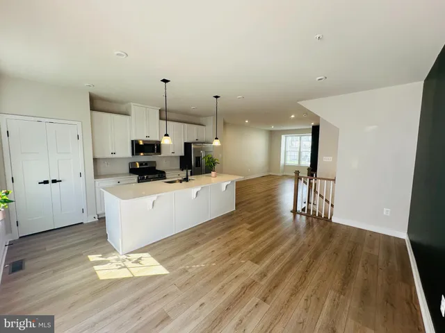 a car parked in a parking garage