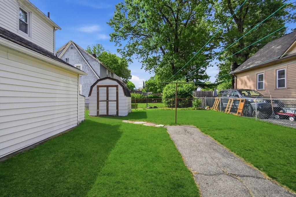 115 Connecticut Avenue Springfield, MA 01104 - Photo 37 of 40
