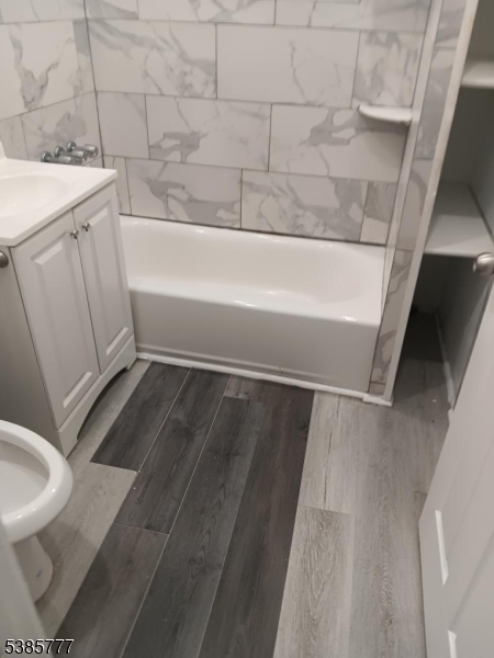 259 Weequahic Avenue, Unit 2 Newark, NJ 07112 - Photo 1 of 7