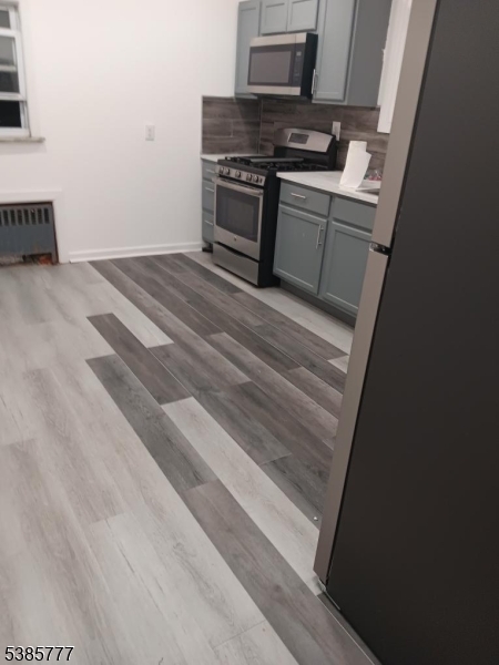 259 Weequahic Avenue, Unit 2 Newark, NJ 07112 - Photo 3 of 7